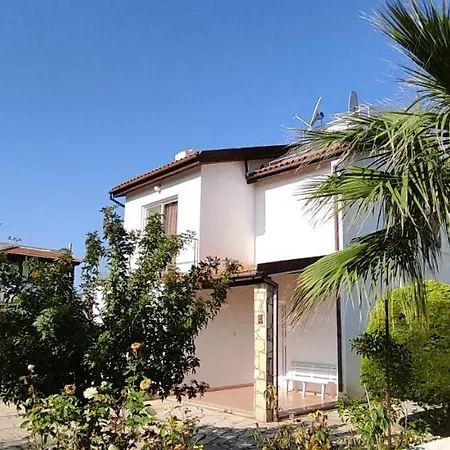 Σπίτι διακοπών Cosy Detached Vacation House, Close To The Beach, With Bbq And Private Garden