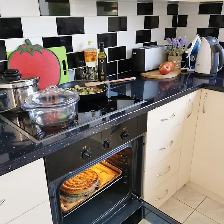 Cosy Detached Vacation House, Close To The Beach, With Bbq And Private Garden