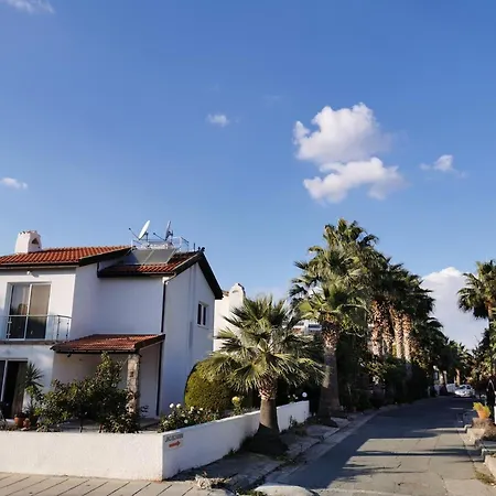 Cosy Detached Vacation House, Close To The Beach, With Bbq And Private Garden Hébergement de vacances