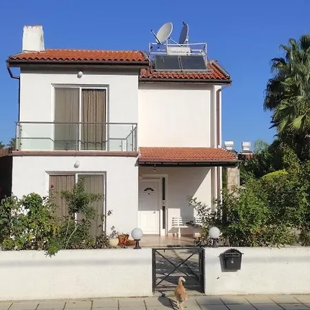 Hébergement de vacances Cosy Detached Vacation House, Close To The Beach, With Bbq And Private Garden